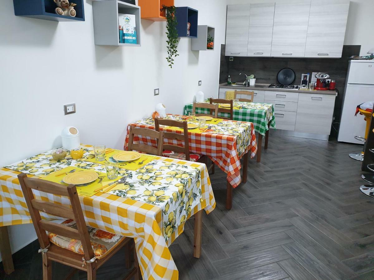 La Casa Dei Limoni Couette-café *